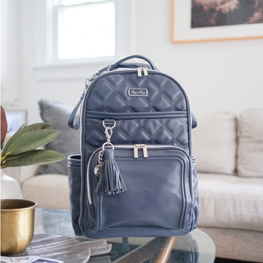 Itzy Ritzy Moonstone boss plus